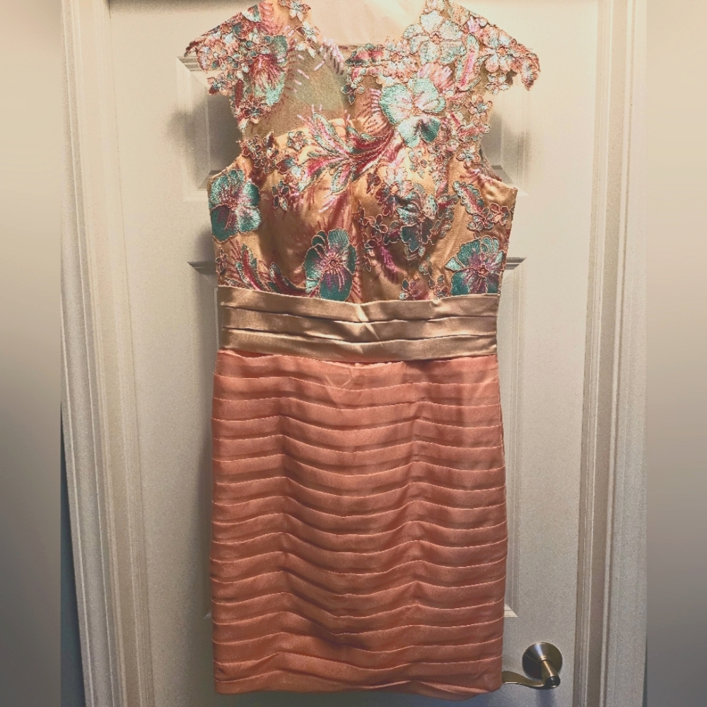 NWT Bridess Peach/Embroidered Floral Semi Formal Dress